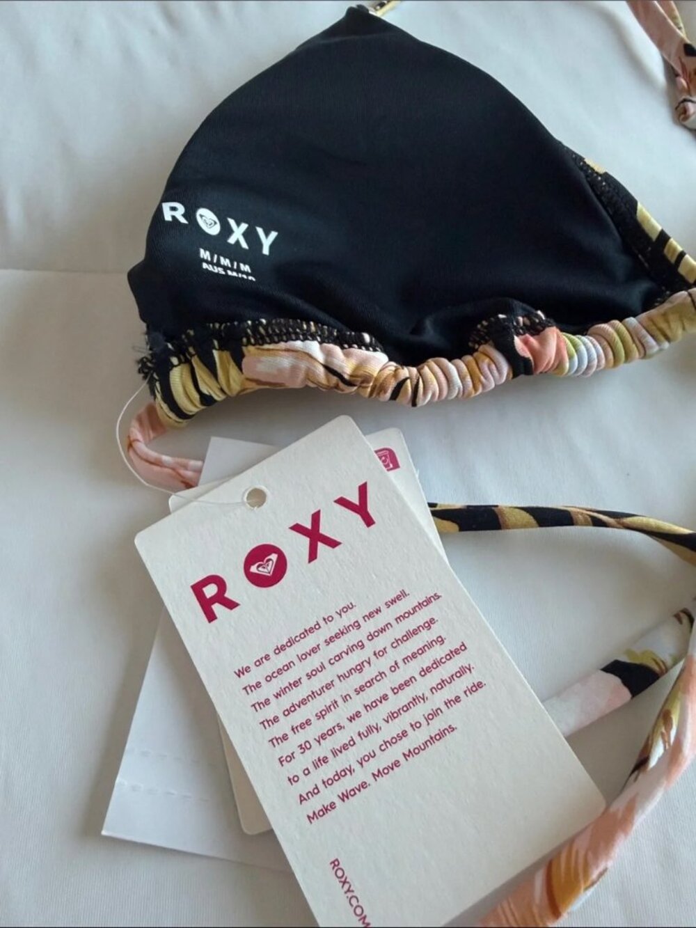NWT Roxy Tropical Floral Bikini Set - Top and Bottoms Swimsuit - Picture 4 of 7